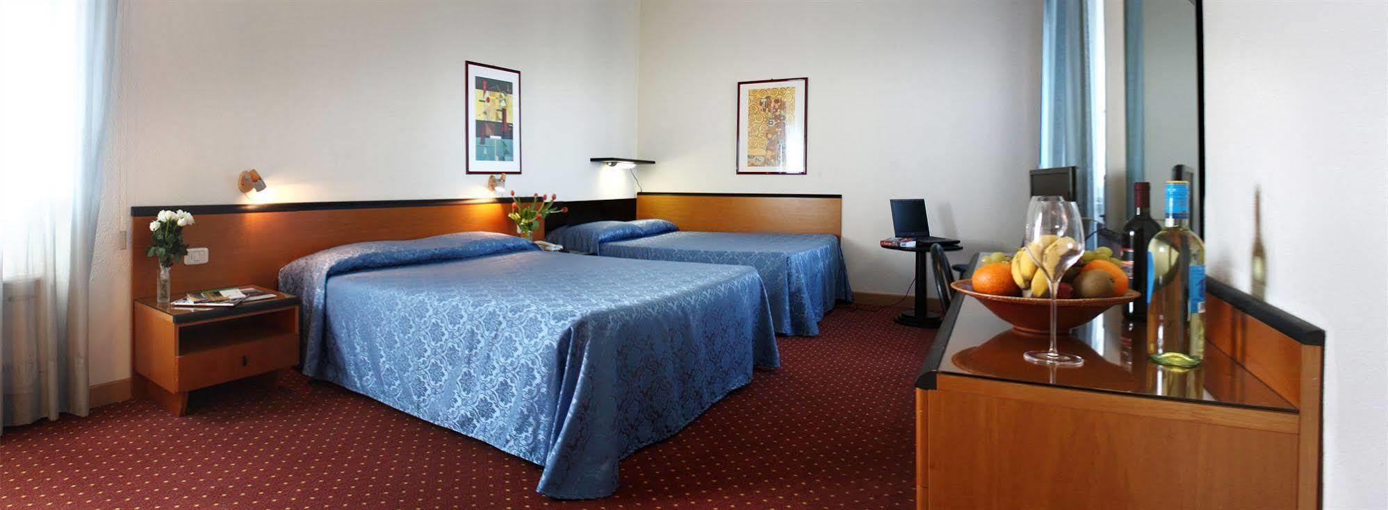 Hotel Nuova Grosseto Ngoại thất bức ảnh